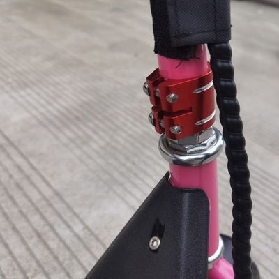 8 inç elektrikli scooter basket ve koltukla maksimum hız 15km/h Aralık Her şarj 8-10KM