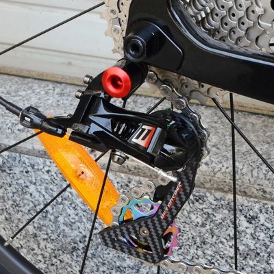 Karbon Çerçeve Çakıl Bisiklet 700C*40C 11 Hızlı APEX Yol Yarışı için Hidrolik Disk Fren